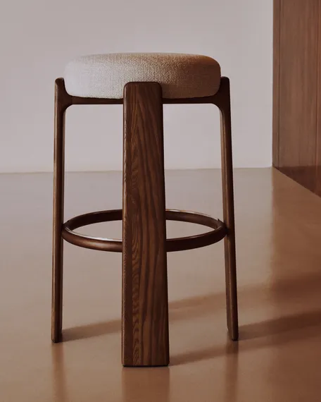 Granite Барный табурет из бежевого шенилла и массива ясеня в отделке орех 75 см