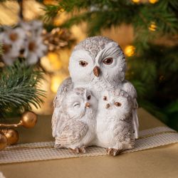 СТАТУЭТКА "СОВА С СОВЯТАМИ" 8Х7Х8,5 СМ