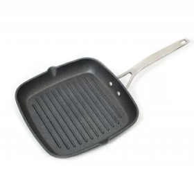 Cковорода гриль алюминиевая (индукция) 26*26*4 см P.L.-Proff Cuisine