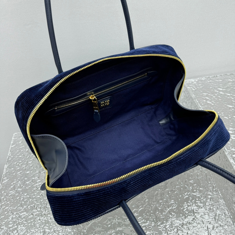 Miu Miu Leather Beau Bag 30 cm