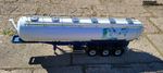 Semi-trailer 3-axle silo in 14 scale