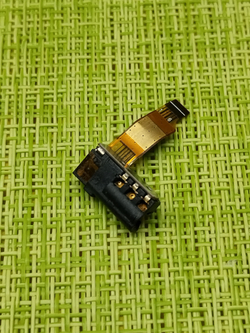 lenovo Tab 4 10.1 (TB-X304L)/(TB-X304F)/(TB-X304N)/(TB-X304) / Разъем наушников (AUX)