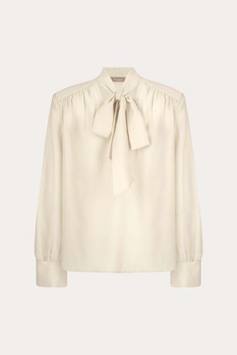 Блуза чайная