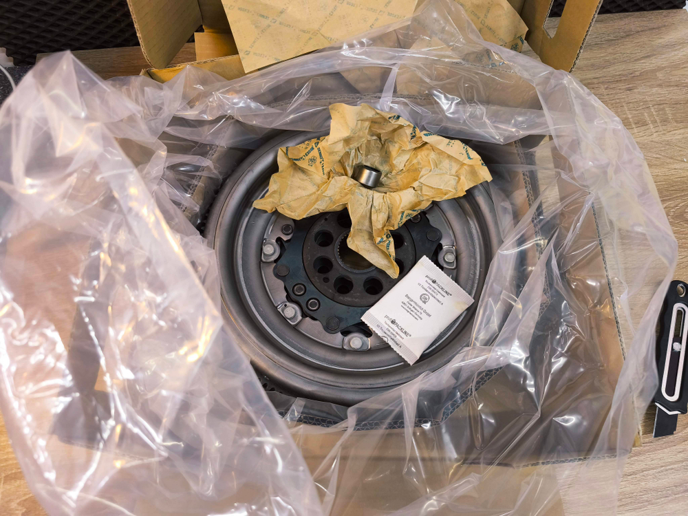 Двухмассовый маховик LUK  DSG 6 DQ250