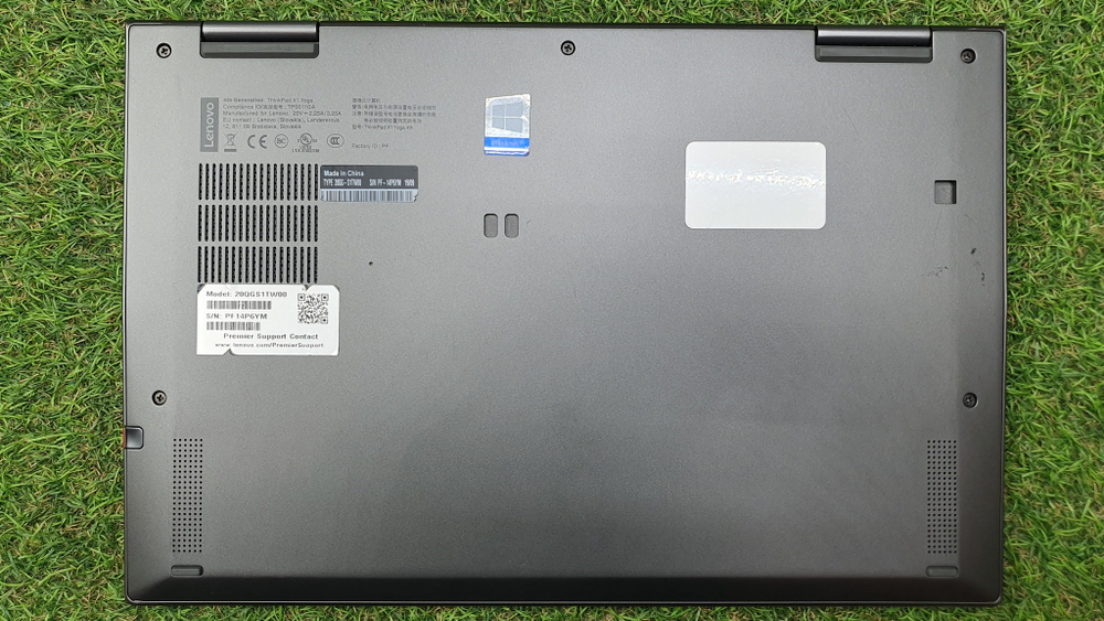 Lenovo ThinkPad X1 Yoga Gen 4