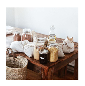 Во что покупать и в чём хранить влажные или жидкие продукты? 🥣