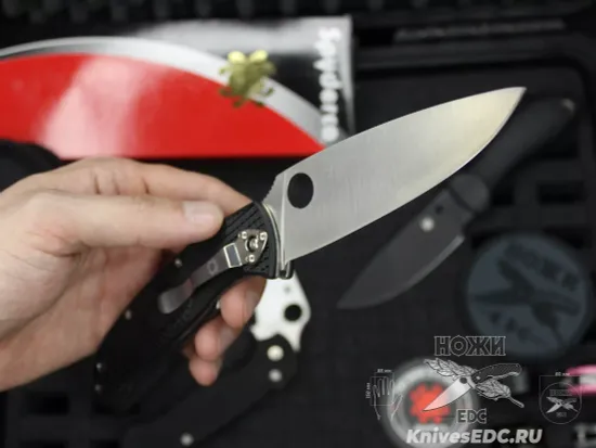 Нож складной Spyderco Resilience Lightweight 142PBK c клинком из стали 8Cr13MoV, рукоять FRN