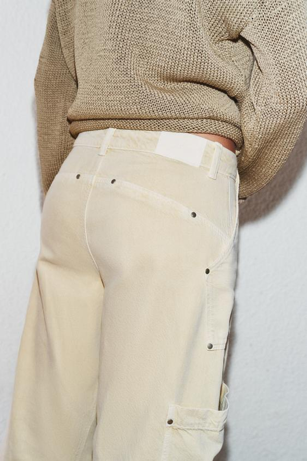 ZARA ДЖИНСЫ Z1975 BARREL КАРГО СО СРЕДНЕЙ ПОСАДКОЙ, ЦВЕТ СЛОНОВОЙ КОСТИ