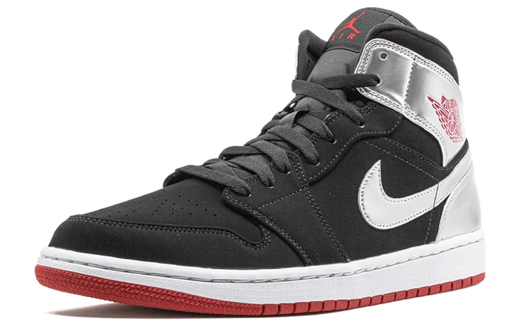 Кроссовки Jordan Air Jordan 1 Mid Takes It Back To "Johnny Kilroy"