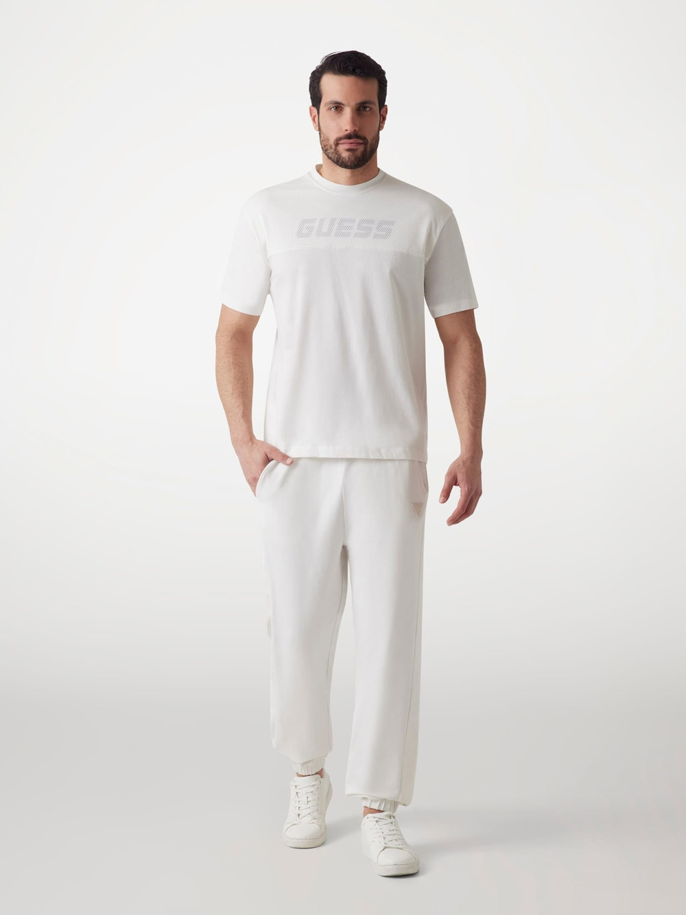 Футболка мужская GUESS