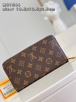 Louis Vuitton Zippy Wallet
