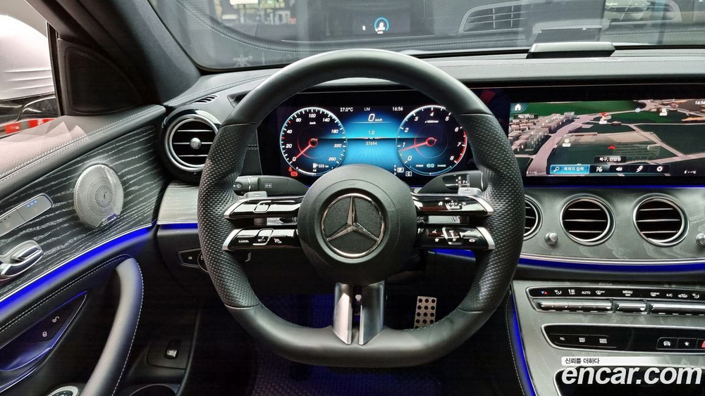 Mercedes-Benz E-Class W213 E350 4MATIC AMG Line (05.2022)