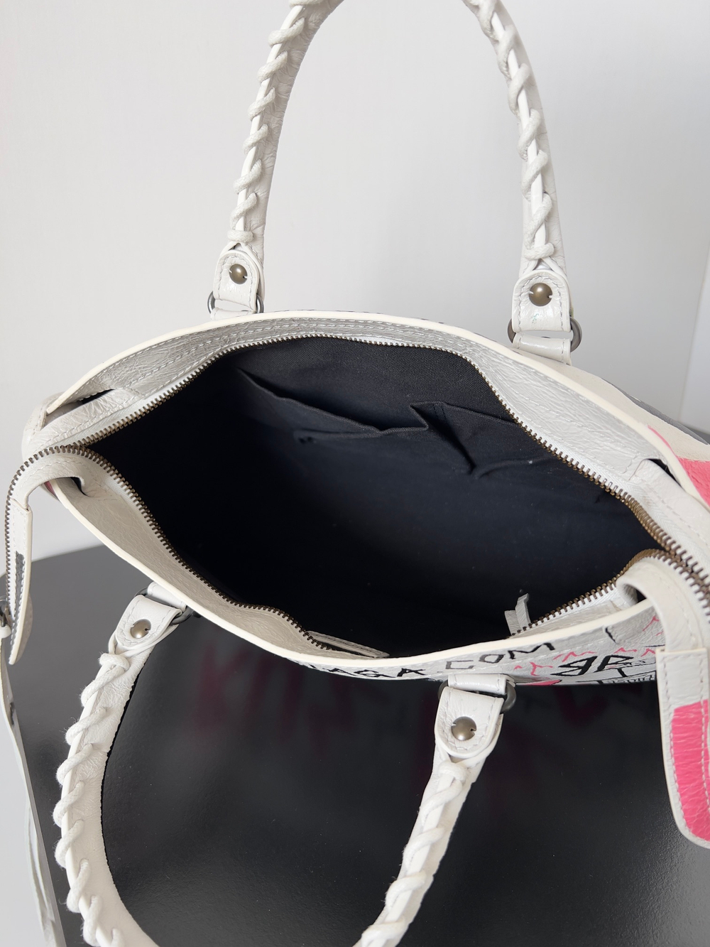 Balenciaga Classic Small City Bag 30 cm