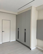 Шкаф «Практик» 1,6×2,5×0,6 — ЛДСП Egger, фурнитура Blum, доставка и монтаж по всей России