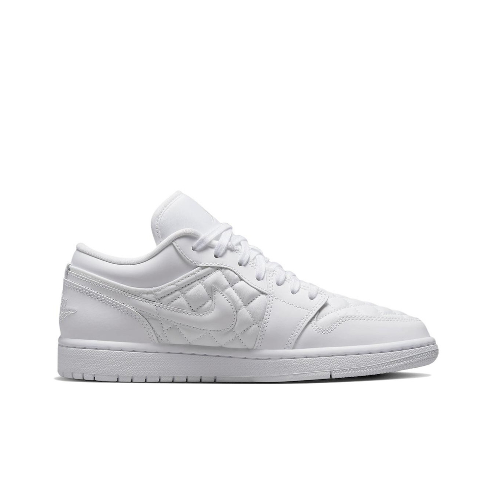 Кроссовки Air Jordan 1 Low Triple White
