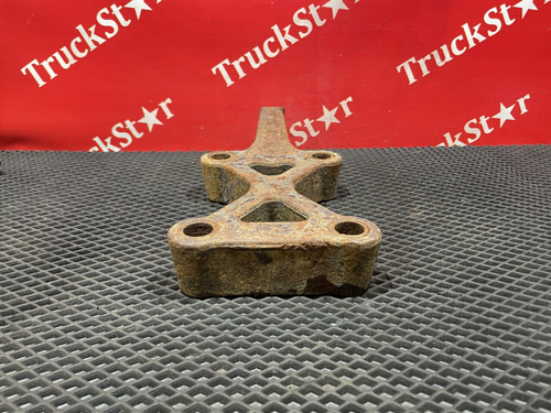 Кронштейн амортизатора заднего правый