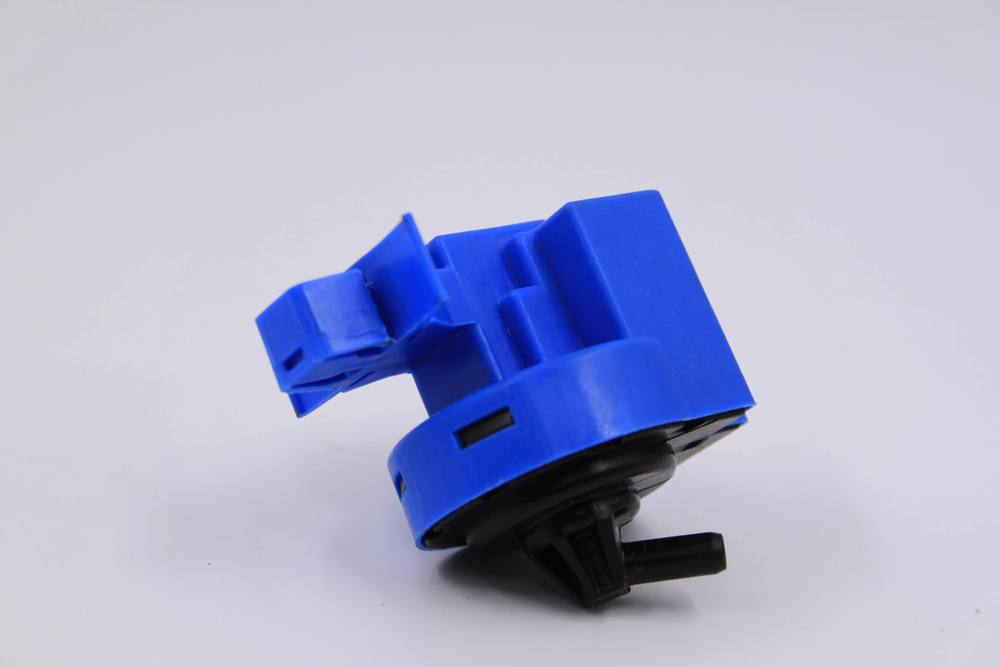 Датчик уровня воды (прессостат) стиральной машины Samsung DC96-01703G