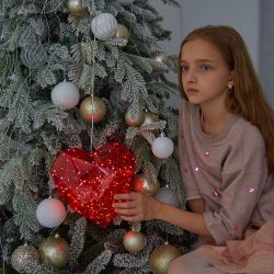 ULD-R511 3АА RED HEART Светильник декоративный Красное сердце. на батарейках 3AA не в-к. 100 светодиодов. Белый свет. Цвет корпуса красный. TM Uniel