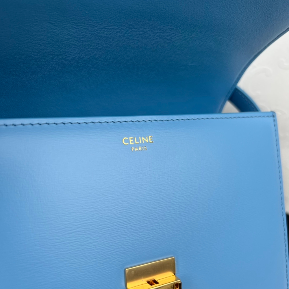 Celine Triomphe Bag 18 cm