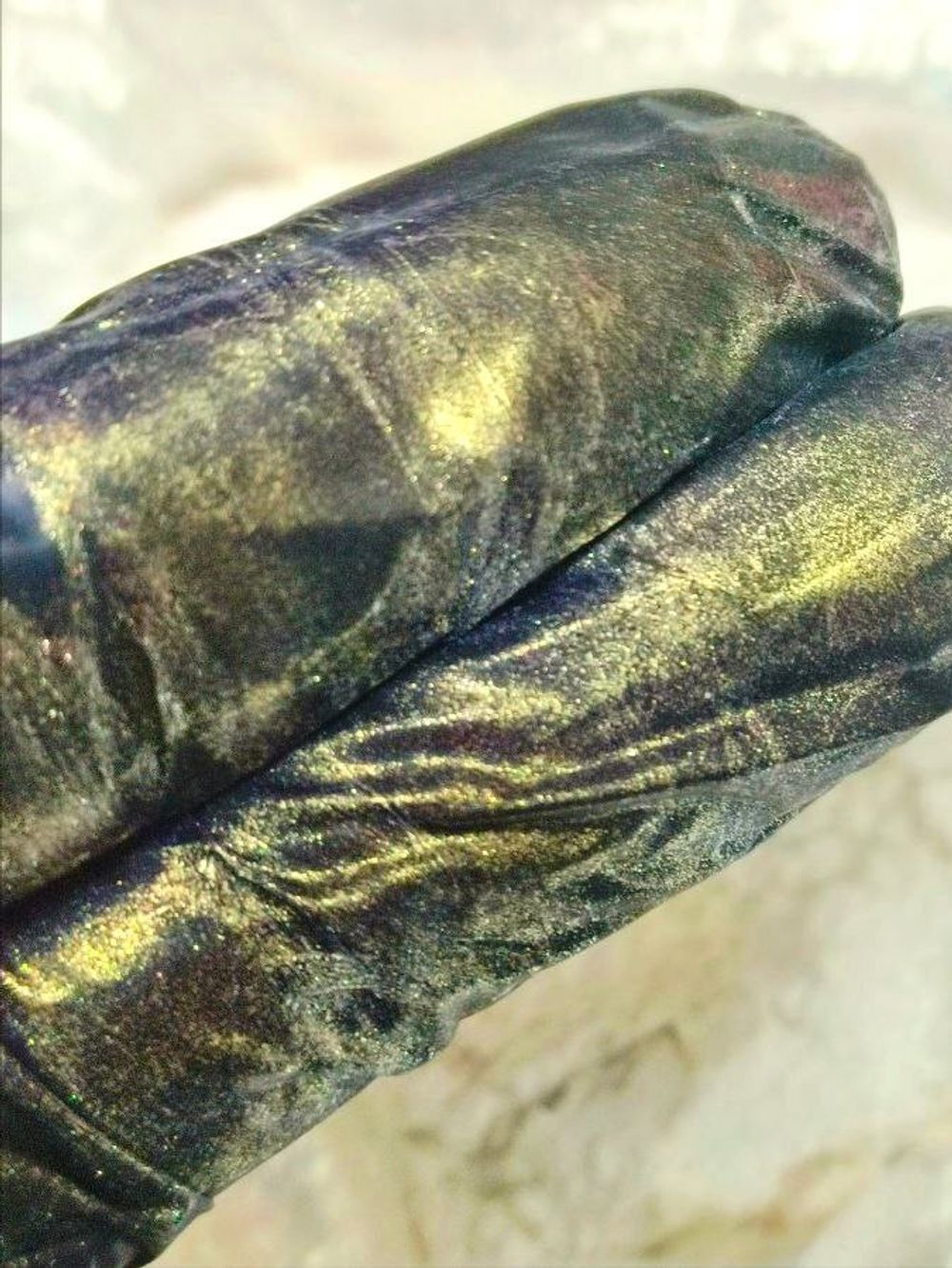 Пигмент 7076 - Золотой мерцающий жемчуг - универсальный