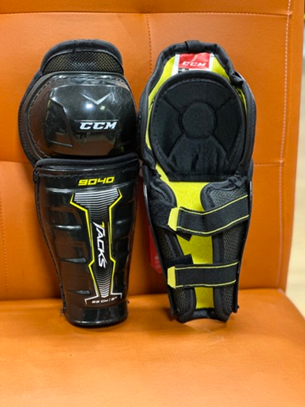 ЩИТКИ CCM TACKS 9040 YTH 9"