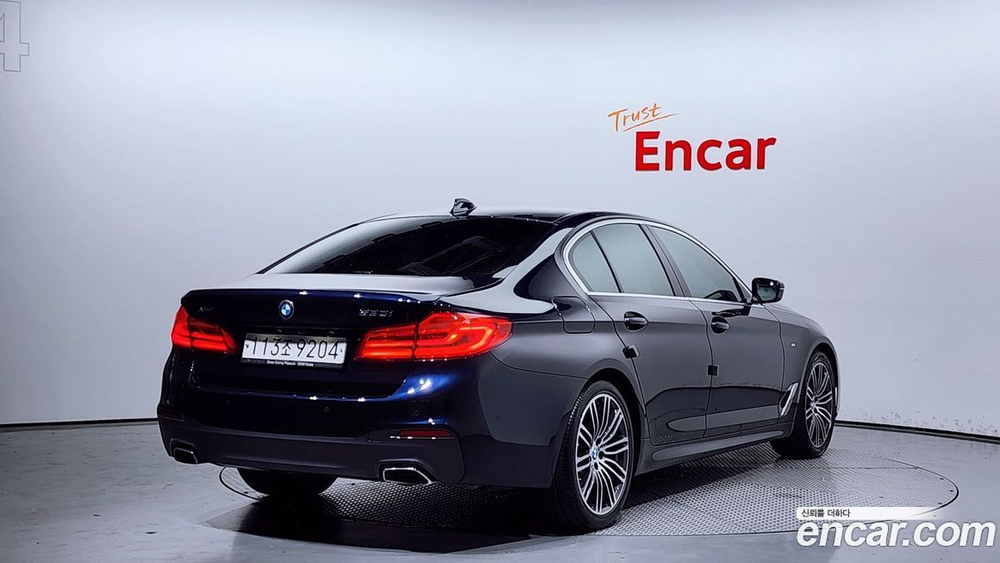 BMW 5 Series (G30) 530i xDrive M Sports Plus (11.2019)