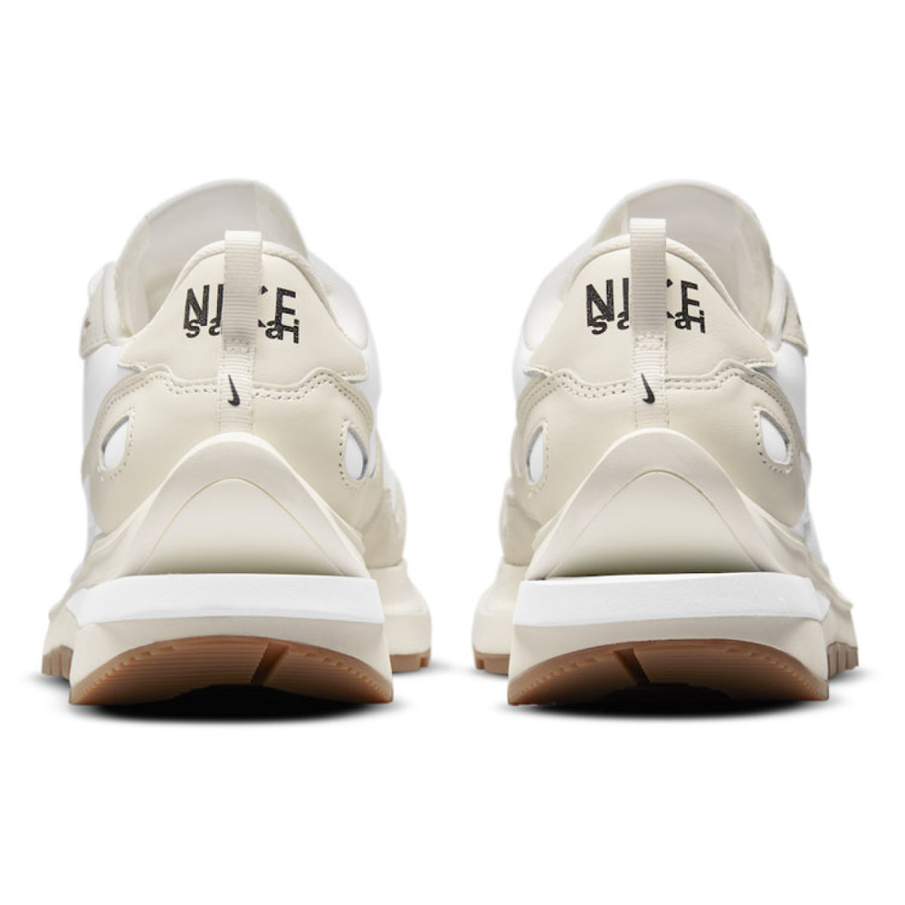 Кроссовки Sacai x VaporWaffle Sail Gum