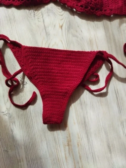 Вязаный купальник