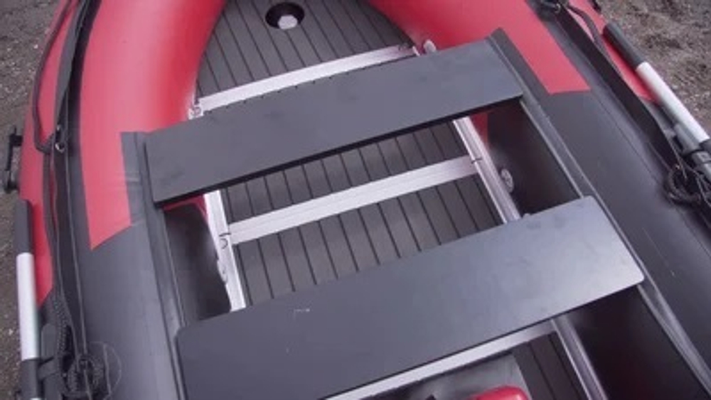 Лодка ПВХ STORMLINE Flexiteek 400 (черно-зеленая/красно-черная)