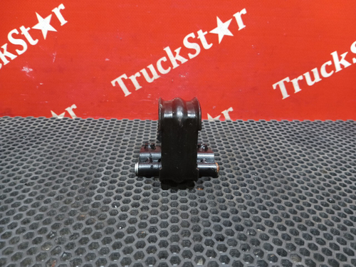 Петля крышки инструментального ящика 2023г.