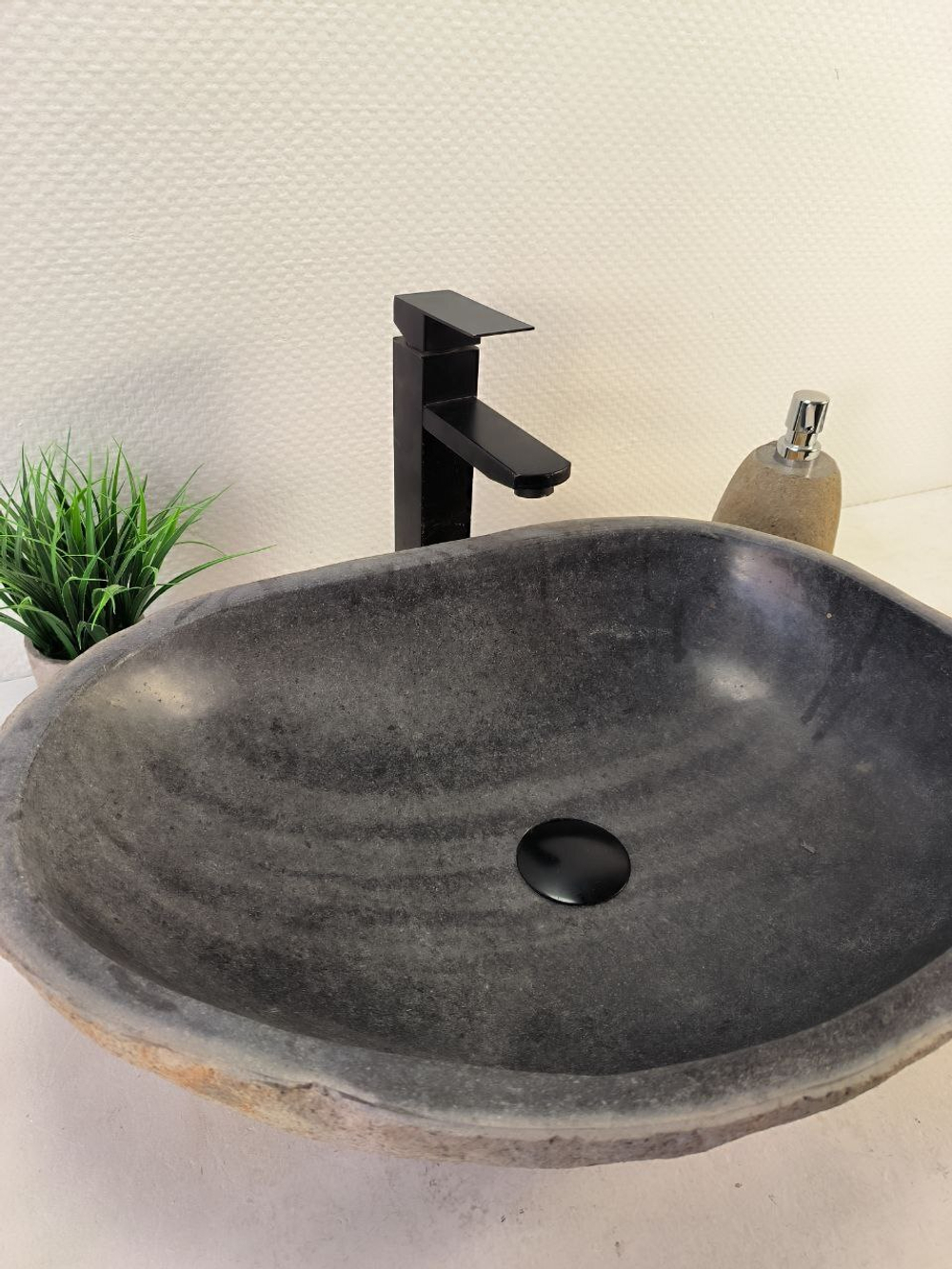 Раковина из речного камня RS-61457 (57*40*15)