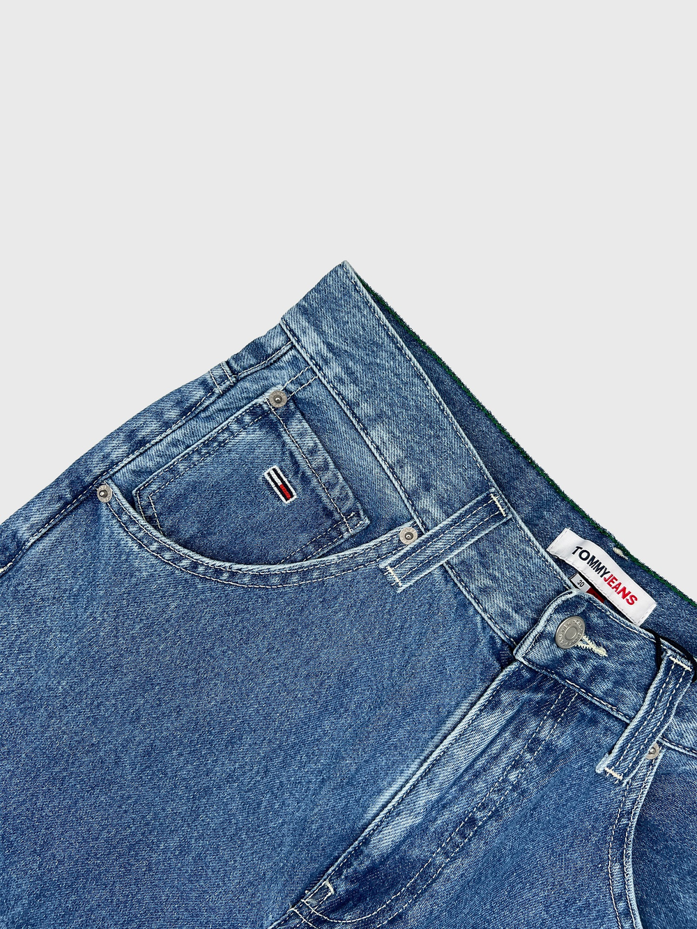 Джинсы Tommy Jeans Baggy Fit Tommy Logo Medium Wash