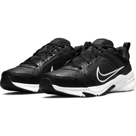 NIKE / Кроссовки мужские