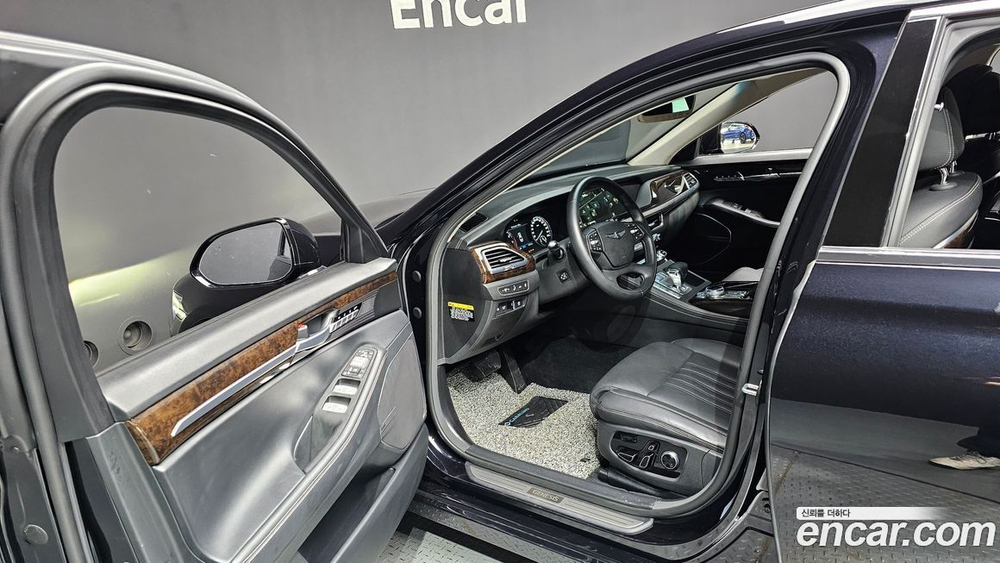 Genesis G90 3.8 (07.2020)