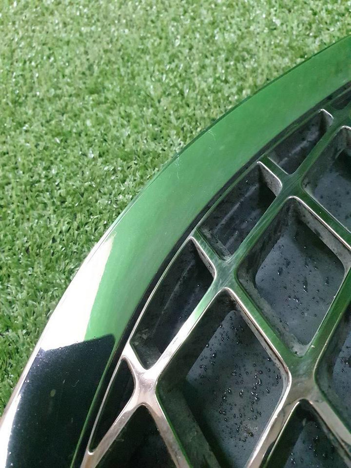 Решетка радиатора Genesis GV70 (2020-н.в.)