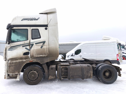 FAW J7 4x2 Седельный тягач CA4180P77K25E5 (Дизельный, 12,5 л, 553 л.с., АТ)