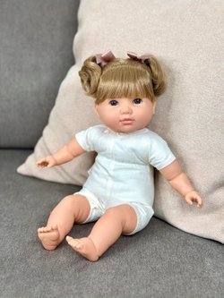 Кукла Berbesa мягконабивная 42см Sandra (4426S)