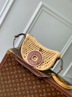 Louis Vuitton Croissant MM Bag