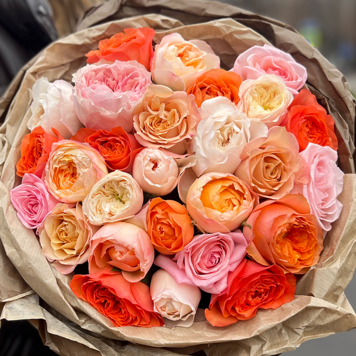 × 2 + 1 Коралловый микс — букет интерьерных и ароматных роз