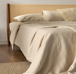 Кровать Elan из шпона и массива ореха со шнуром 180 x 200