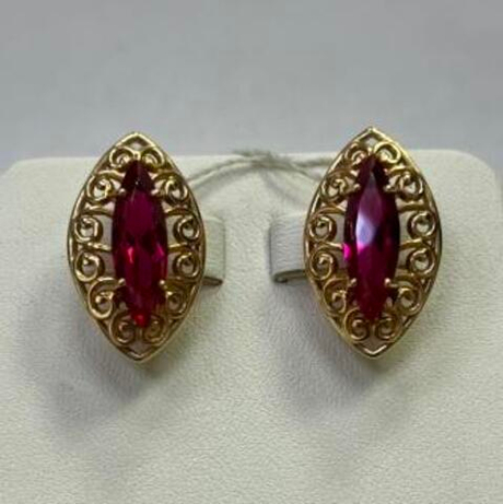 Серьги из золота с рубинами