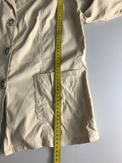 Жакет светлого оттенка, визуально на 48/50 размер