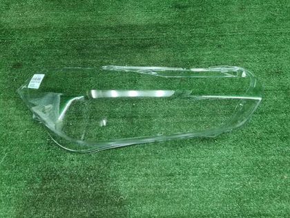 Стекло фары правое BMW X2 F39 (2017-2023)