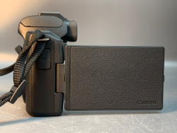 Canon EOS M50 Kit 15-45 mm 12000 кадров