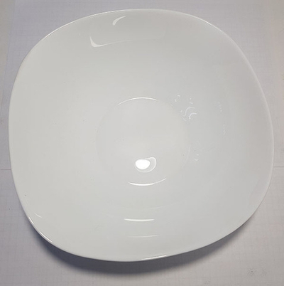 Салатник кв.белый 22см.