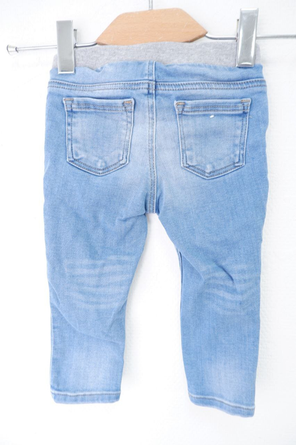 Джинсы светлые на 1-1,5 года