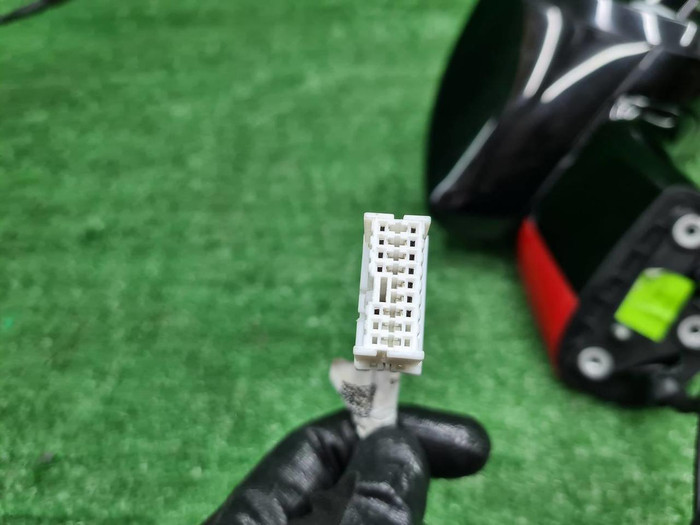 Зеркало правое Omoda C5 (2022-н.в.) 12 контактов