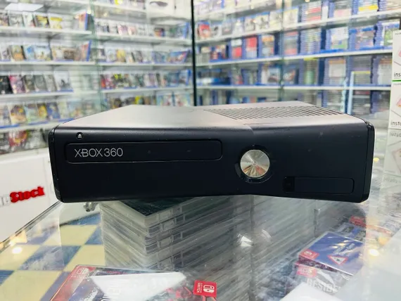 Игровая приставка XBOX 360 S 500Gb S/N: 603245103705