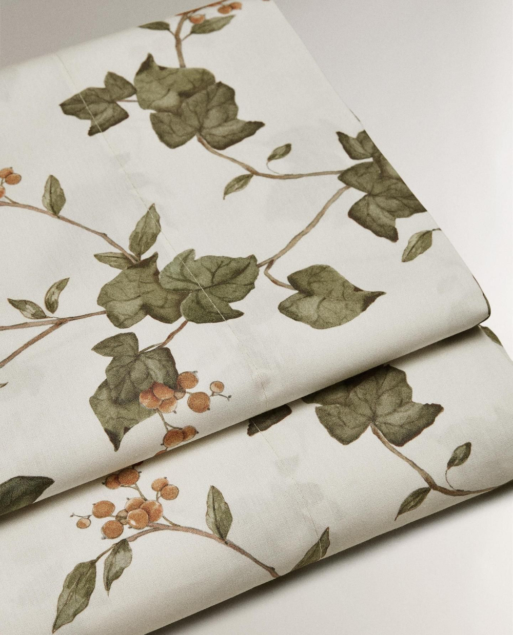 Zara Home - Простыня с изображением листьев, белый, 290x280 см