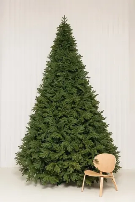 Интерьерная искусственная елка Городская 6 м., 100% литая хвоя, ЕлкиТорг (197600)